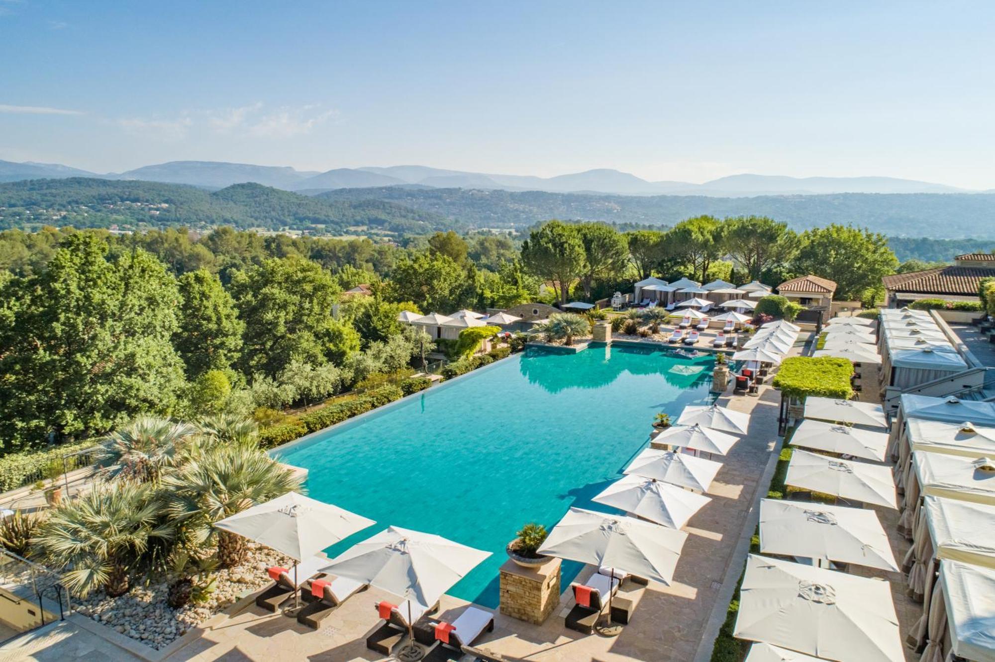 Terre Blanche Hotel Spa Golf Resort ตูร์แรตส์ ภายนอก รูปภาพ